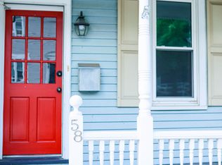 58 E Center St, Lititz, PA 17543