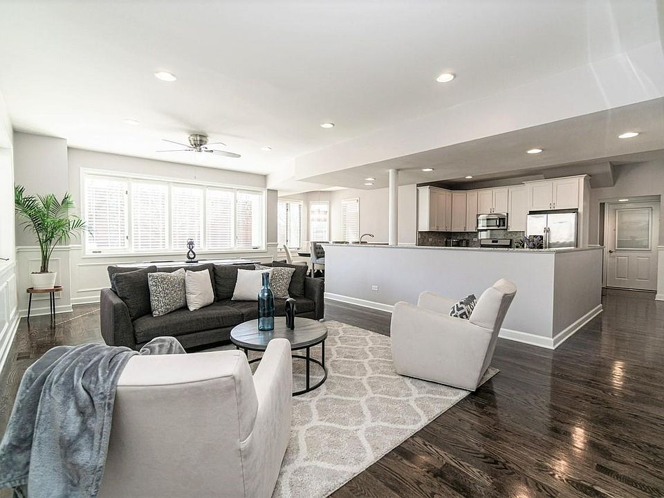 1st image of 725 E Cossitt Ave #1