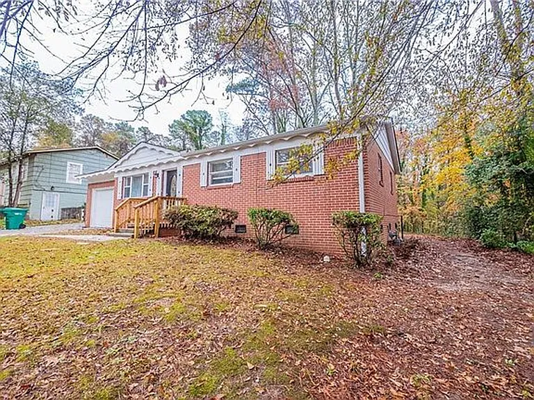 1410 Willow Dr — Photo 11