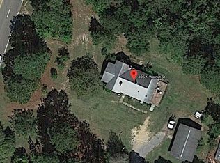 305 N Walnut St, Pinebluff, NC 28373