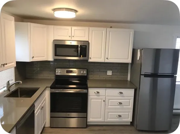 6210 22nd Ave NW APT 3, Seattle, WA 98107