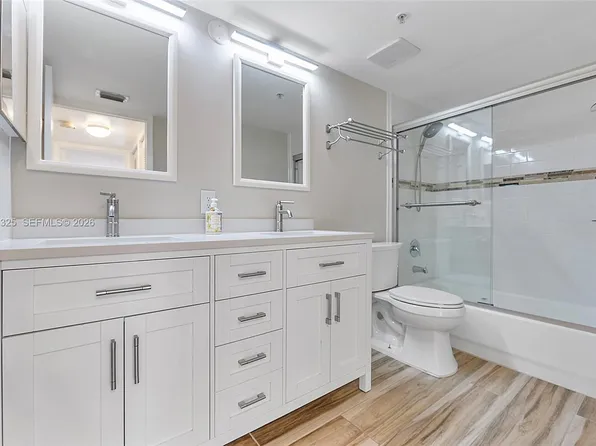 1450 SE 3rd Ave APT 201, Dania, FL 33004