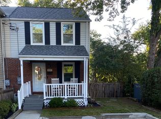 2857 Fairhaven Ave, Alexandria, VA 22303