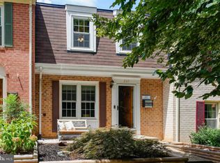 2317 Duke Of Bedford Ct, Reston, VA 20191