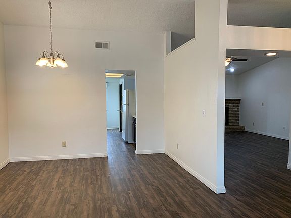 4th image of 6068 Sunkiss Dr