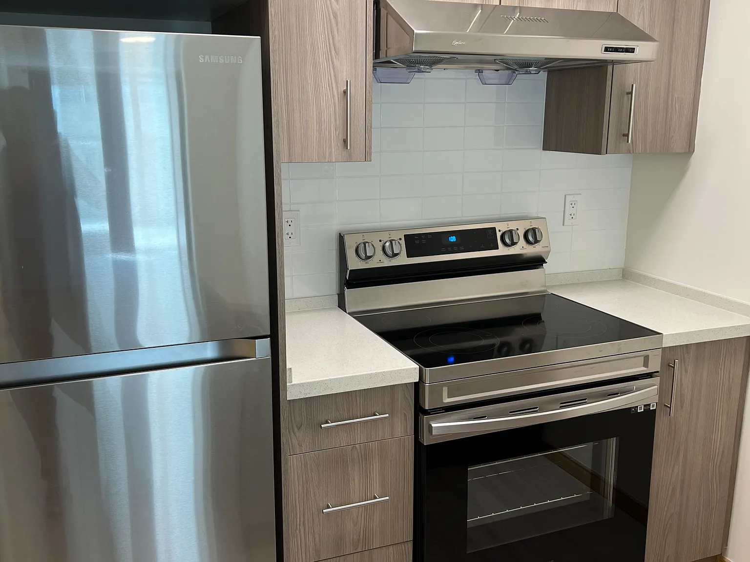 2 bed, $2,050 — Photo 2