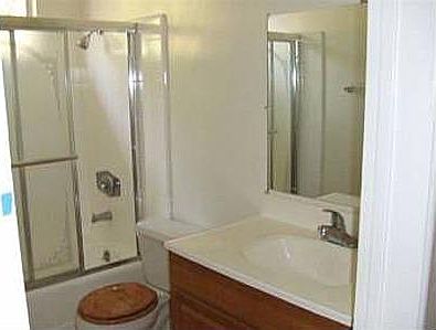 2nd image of 504 Hill Dr APT D