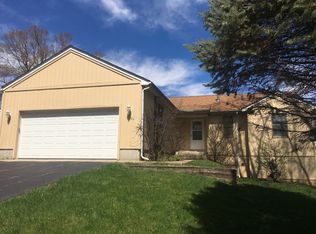 1504 Lakeview St, Johnsburg, IL 60051