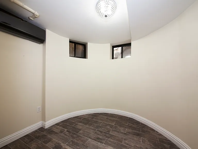 321 W 89th St #1 — Photo 27