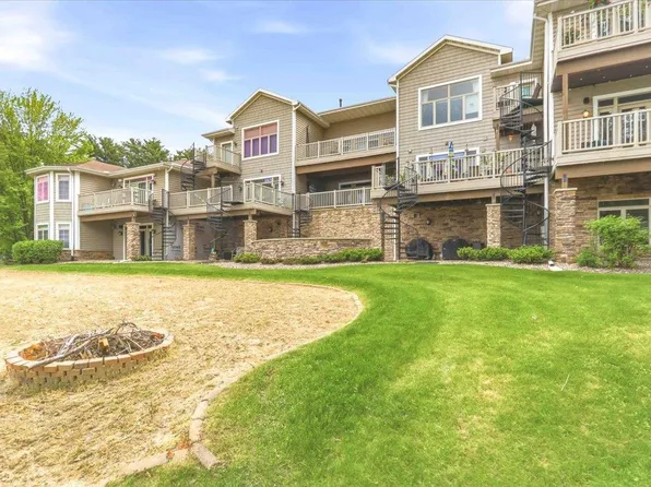 715 Canyon Road #4, Wisconsin Dells, WI 53965