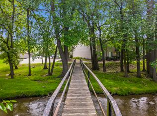 977 Novi Rd #957-9, Northville, MI 48167