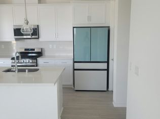 4061 E Luna Paseo #B, Ontario, CA 91764