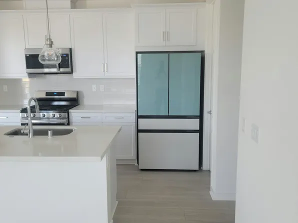 4061 E Luna Paseo, Ontario, CA