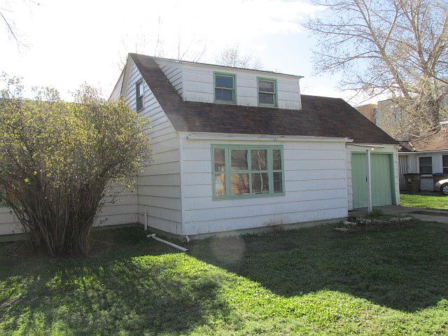 1st image of 557 N 10th St
