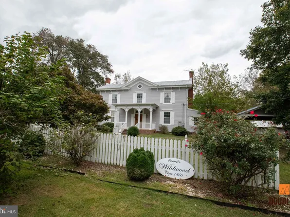 2297 Indian Oak Rd, Crewe, VA 23930