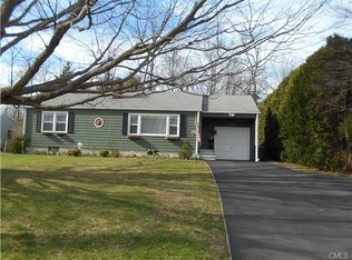 12 Gorham Pl, Trumbull, CT 06611