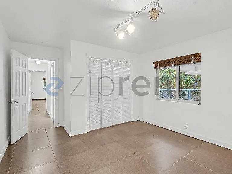 5210 NW 5th Ave — Photo 16