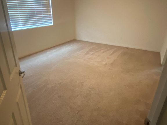 5th image of 1821 Delacorte Dr
