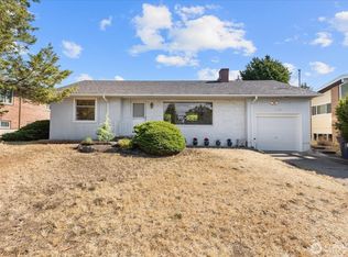 12286 Shorewood Dr SW, Seattle, WA 98146