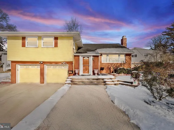 169 Cherry Tree Ln, Cherry Hill, NJ 08002