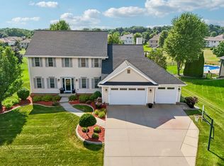 6461 Nature Valley Dr, Waunakee, WI 53597