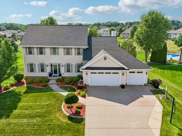 6461 Nature Valley Dr, Waunakee, WI 53597