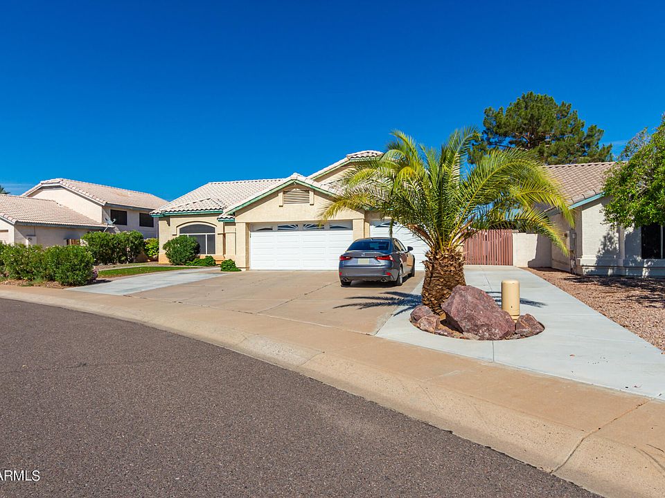 1st image of 10539 N 56th Dr