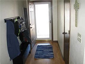 2nd image of 1139 N Parkway Dr
