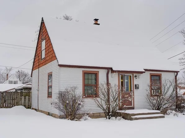 3672 South 20th STREET, Milwaukee, WI 53221