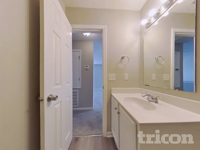 5004 Millpond Ct — Photo 14