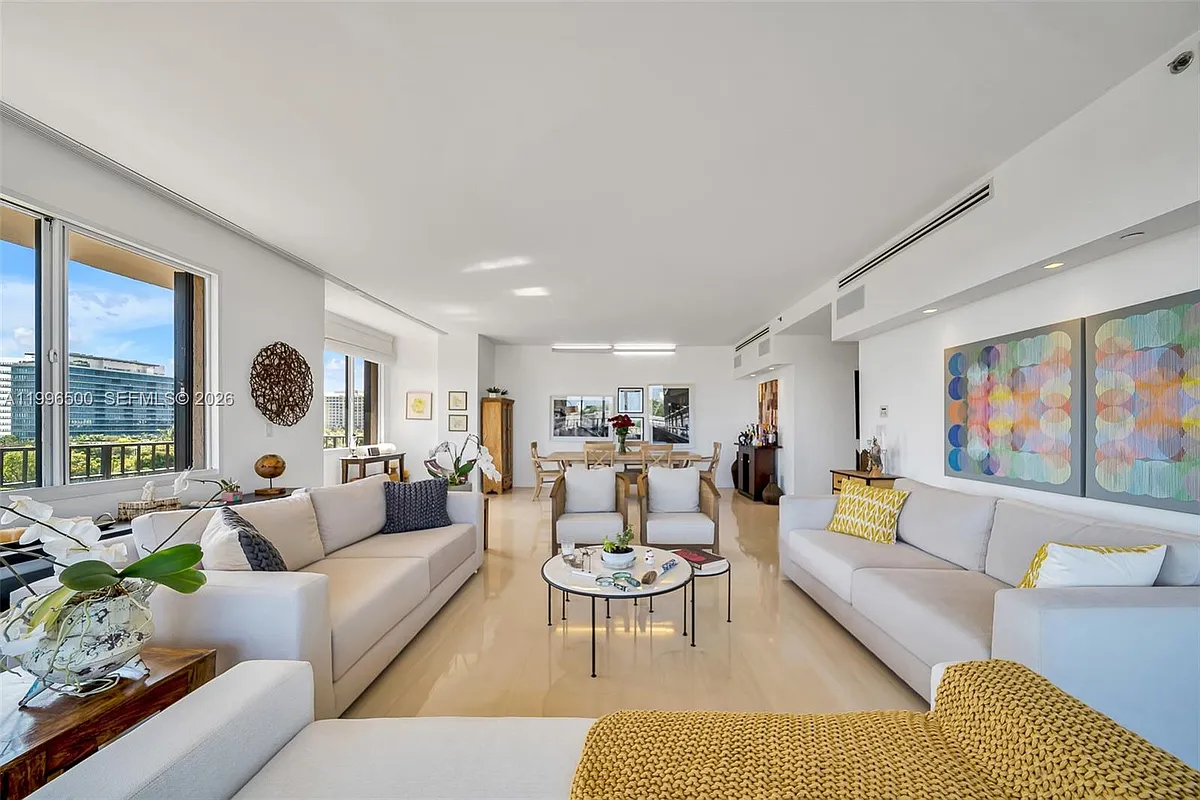 Building Photo - 151 Crandon Blvd #500