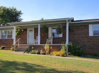 120 Red Bud Dr, Harriman, TN 37748