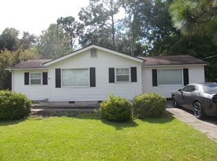 915 Wheeler Ave, Douglas, GA 31533