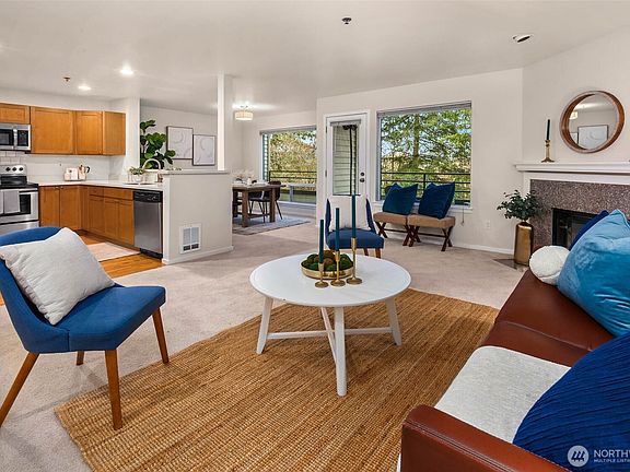 5th image of 3520 Lake Washington Boulevard SE #105