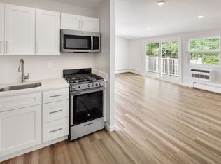 Heatherwood House at Oakdale, Bohemia, NY 11716