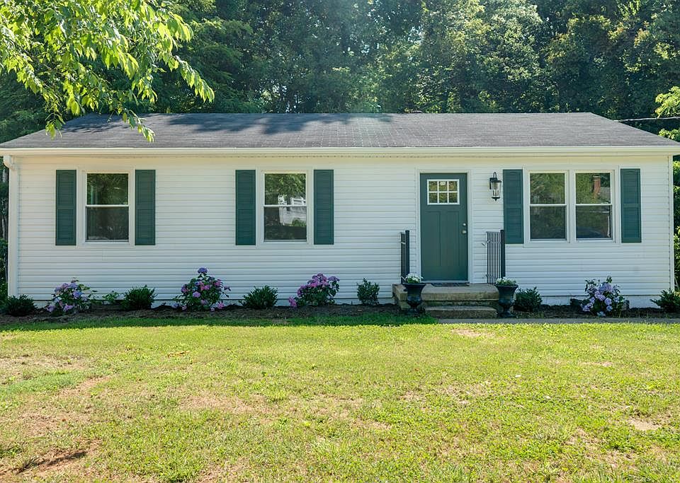 1st image of 162 Lake Crest Dr
