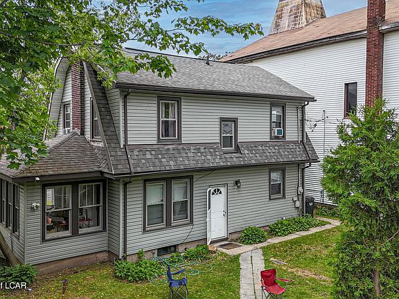 4th image of 49 Tamaqua St