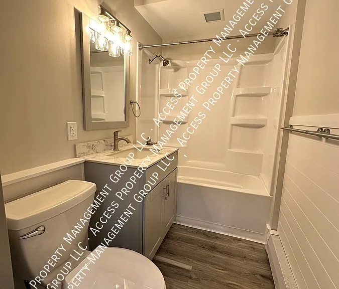 8928 Loveless Dr NE — Photo 17