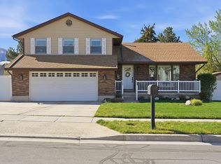 1624 Wood Glen Rd, Sandy, UT 84092