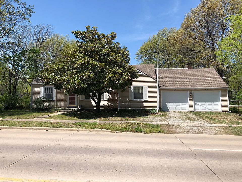 Front of house facing east
