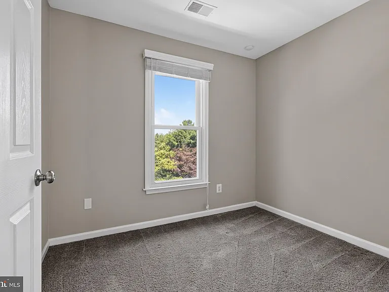 722 Hetzel Ter SE — Photo 22
