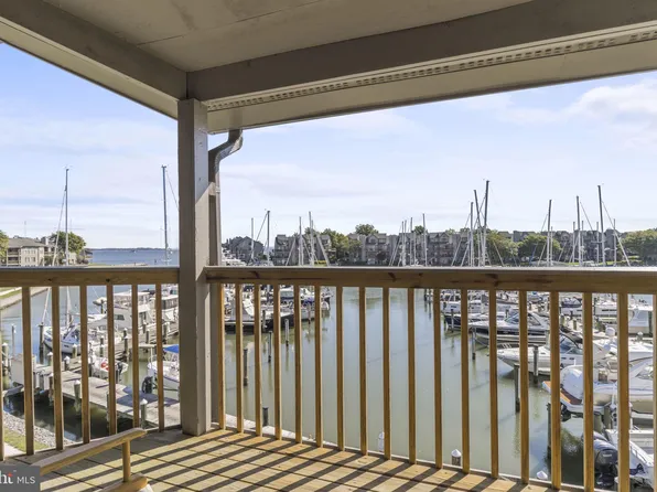 7030 Channel Village Ct APT 201, Annapolis, MD 21403