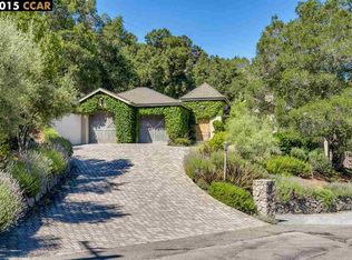 12 Overhill Rd, Orinda, CA 94563