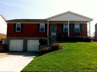2833 Sovereign Dr, Cincinnati, OH