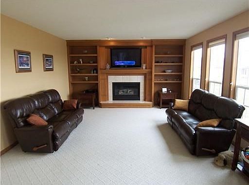 3rd image of 6040 Woodbridge Crst