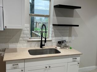 2305 Lorraine St, Houston, TX 77026