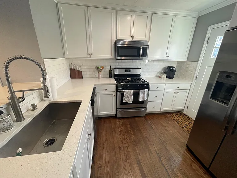 4510 Washington St — Photo 8