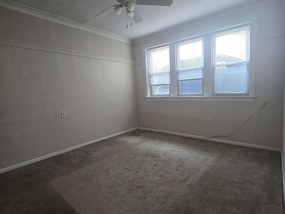 4th image of 1961 W Foster Ave #G