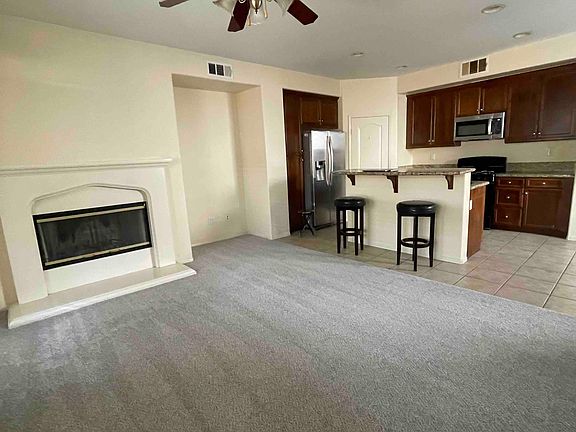 2nd image of 40272 Bellevue Dr