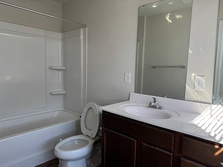 201 Thicket Dr — Photo 9